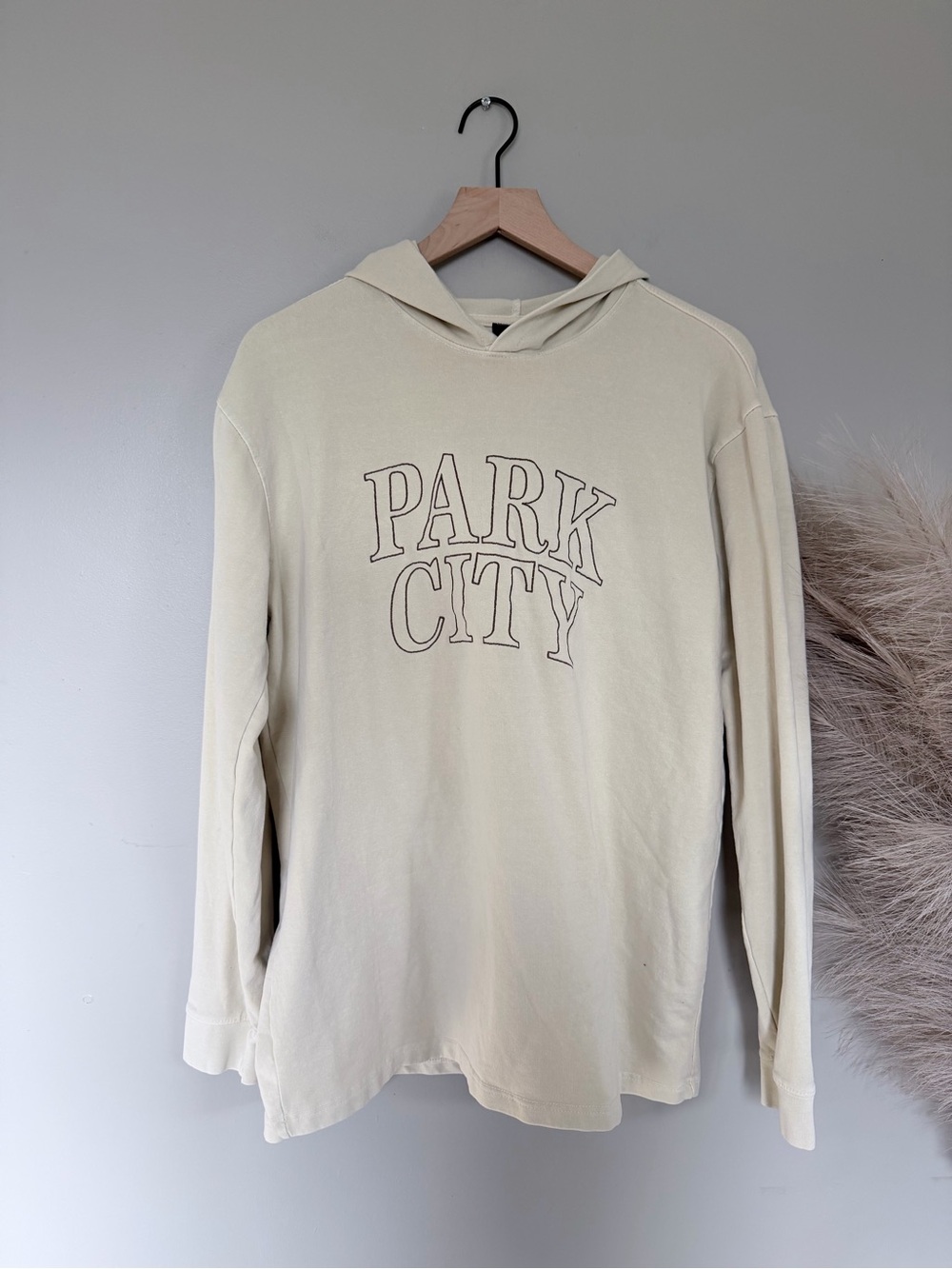 Park City Oversized Hoodie Sweatshirt - Cream